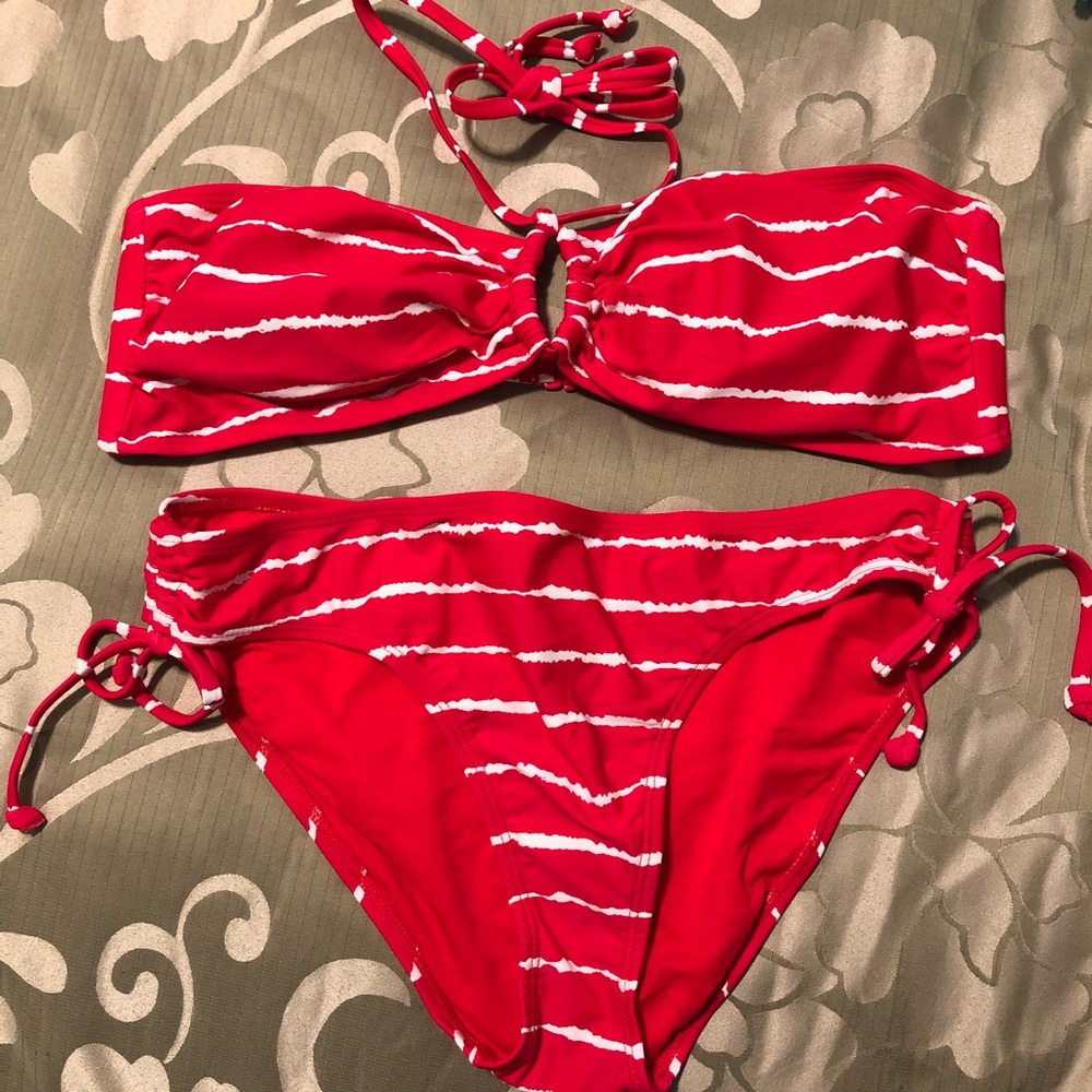 Nice New red & white striped bikini